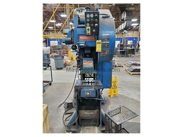 22 Ton Niagara OBI Flywheel Press