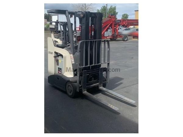 2017 Crown RC5525-30 Electric Forklift RTR# 4042861-01