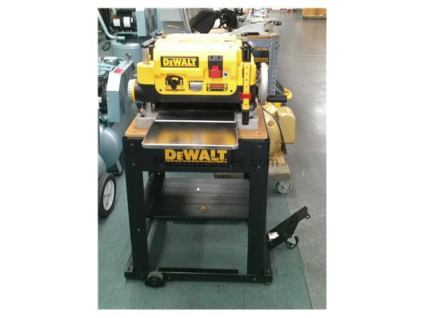 Planer 13" 2-Spd B/T DeWalt Planer 13" 2-Spd B/T DeWalt