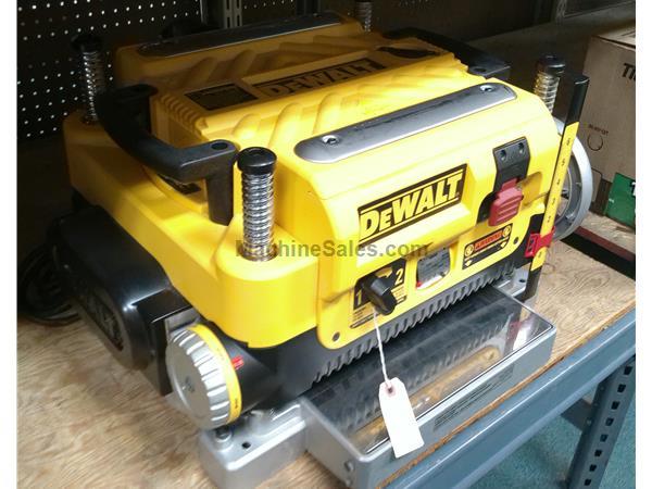 Planer 12-1/2" BT Dewalt Planer 12-1/2" BT Dewalt